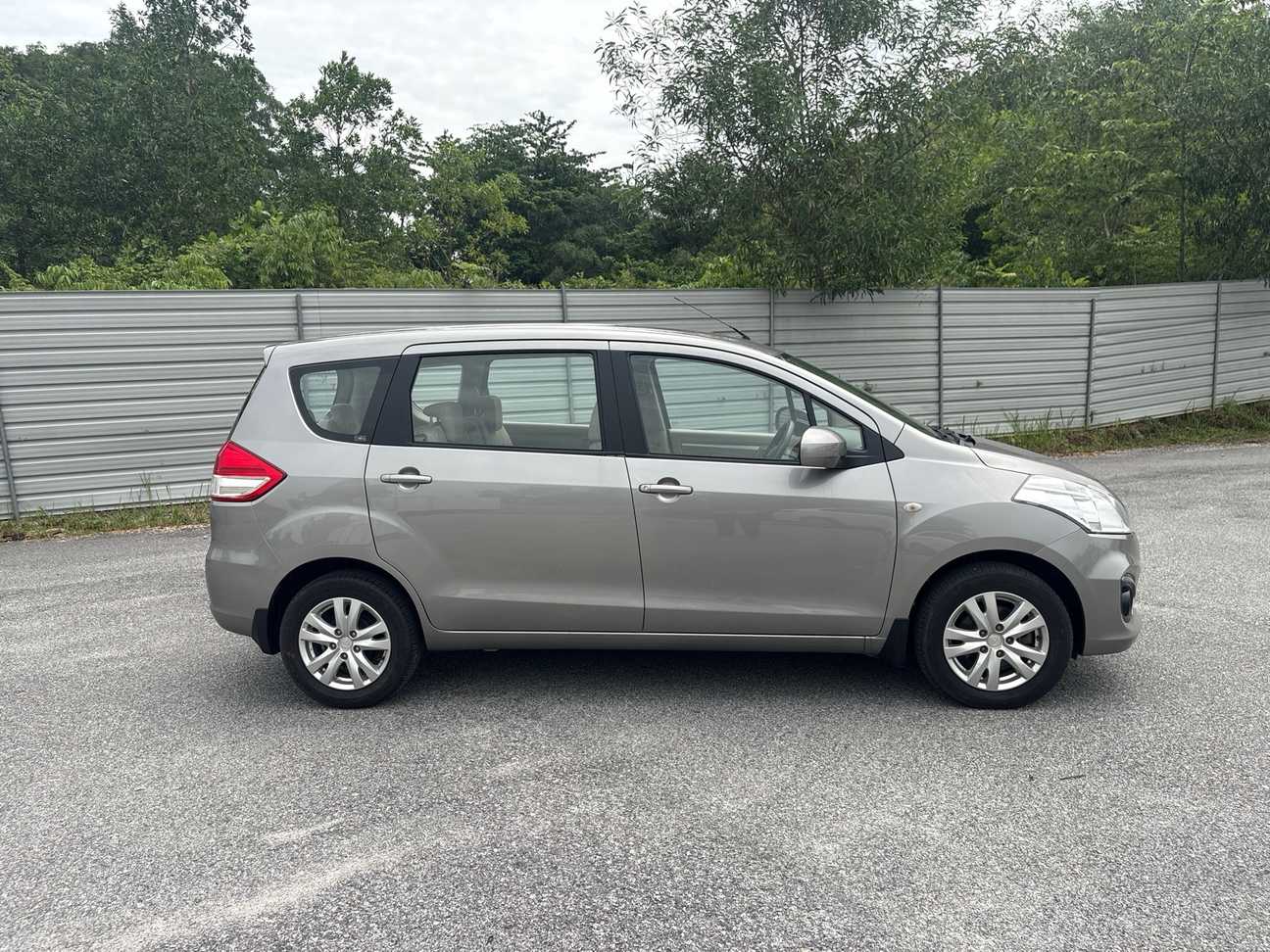 terpakai 2016 Proton Ertiga Executive 1.4