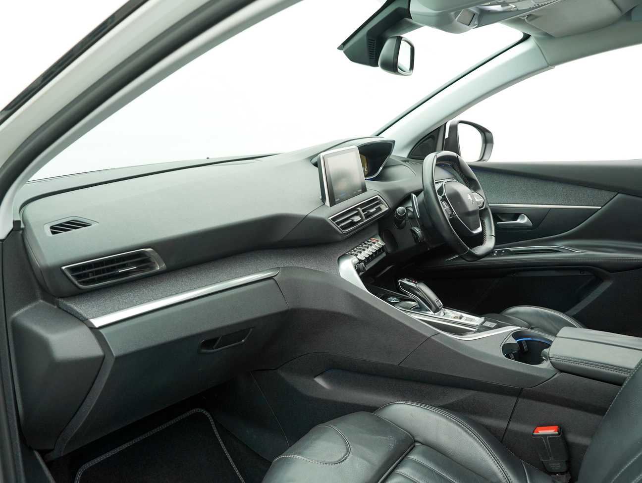 terpakai 2017 Peugeot 3008 THP Allure 1.6