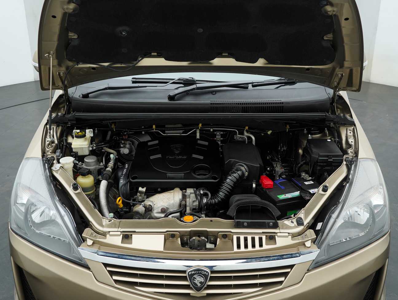 used 2014 Proton Exora Bold CFE Premium 1.6