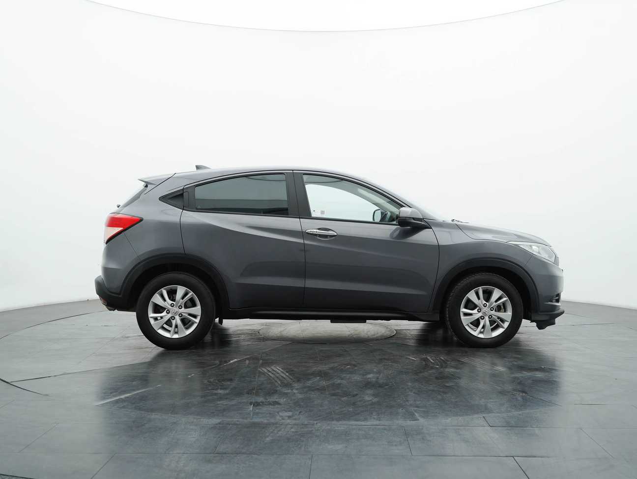 used 2015 Honda HR-V V 1.8