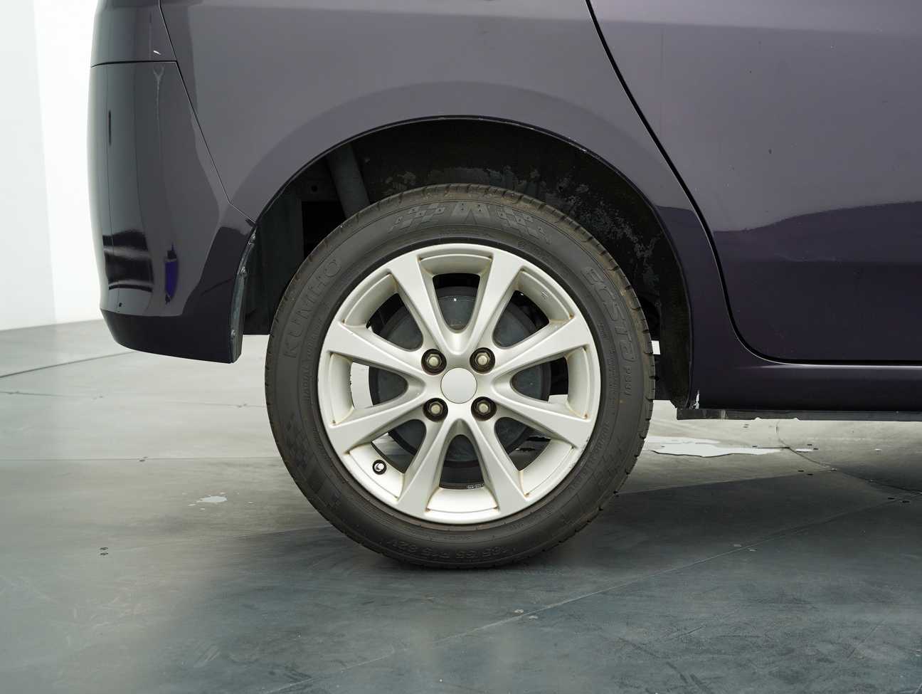 terpakai 2013 Perodua ALZA EZI 1.5