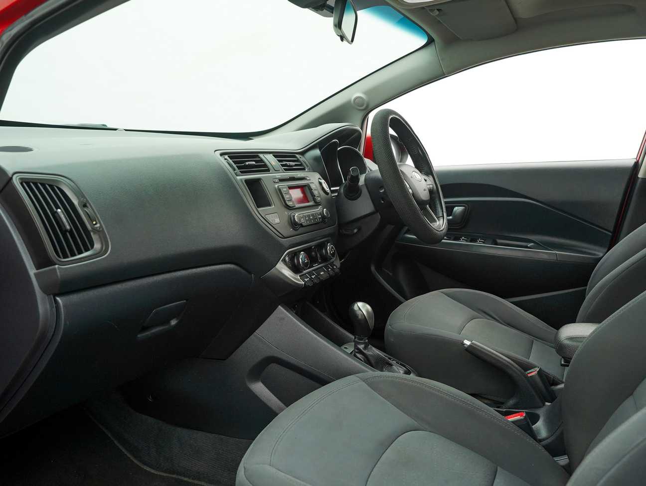 terpakai 2013 Kia Rio SX 1.4