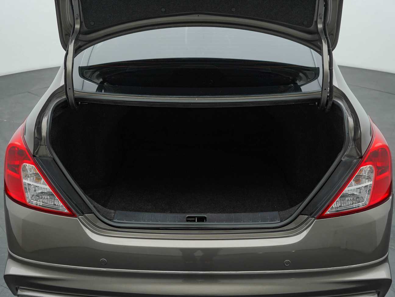 used 2016 Nissan Almera VL 1.5