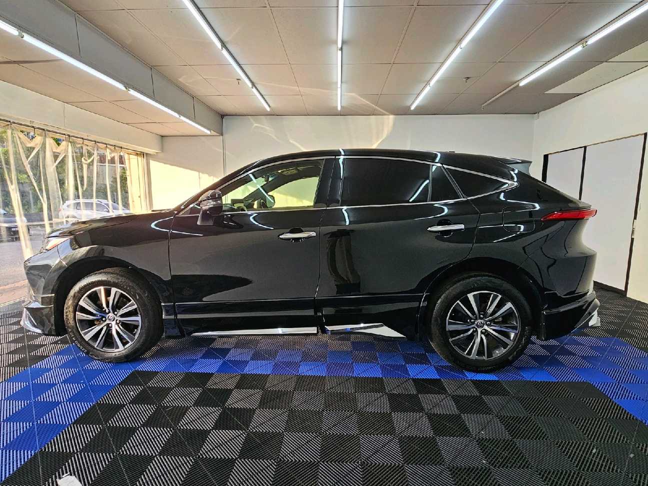 used 2020 Toyota Harrier  2.0