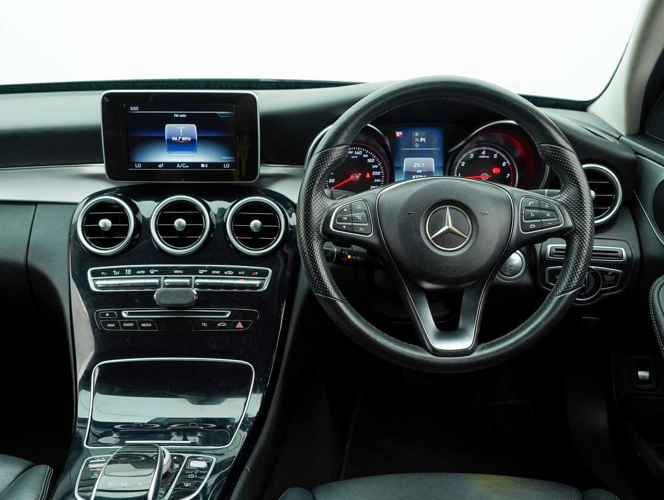 used 2015 Mercedes-Benz C200 Avantgarde 2.0