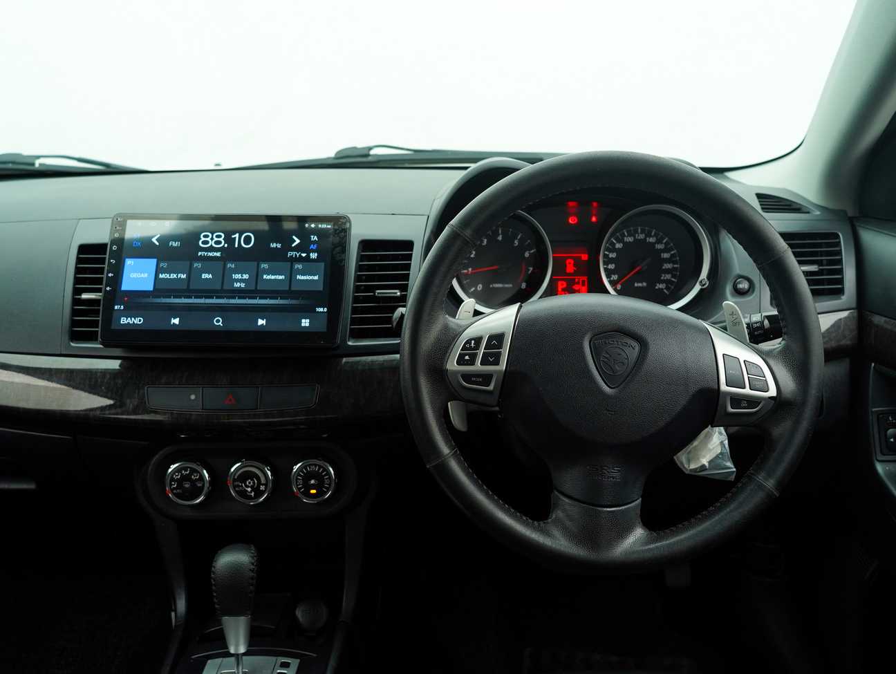 used 2013 Proton Inspira Premium 2.0
