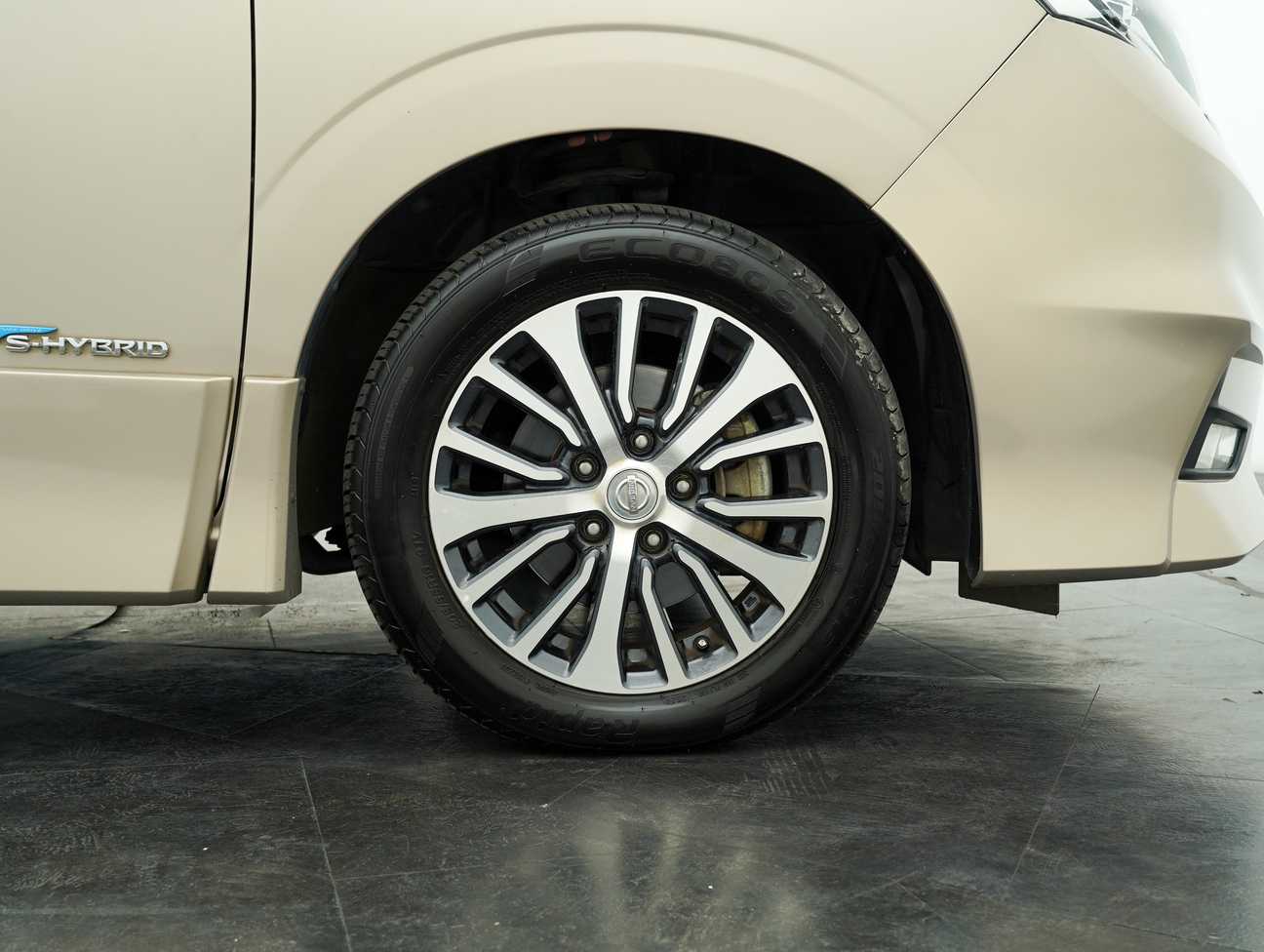 terpakai 2021 Nissan Serena S-Hybrid High-Way Star Two-Tone Color 2.0