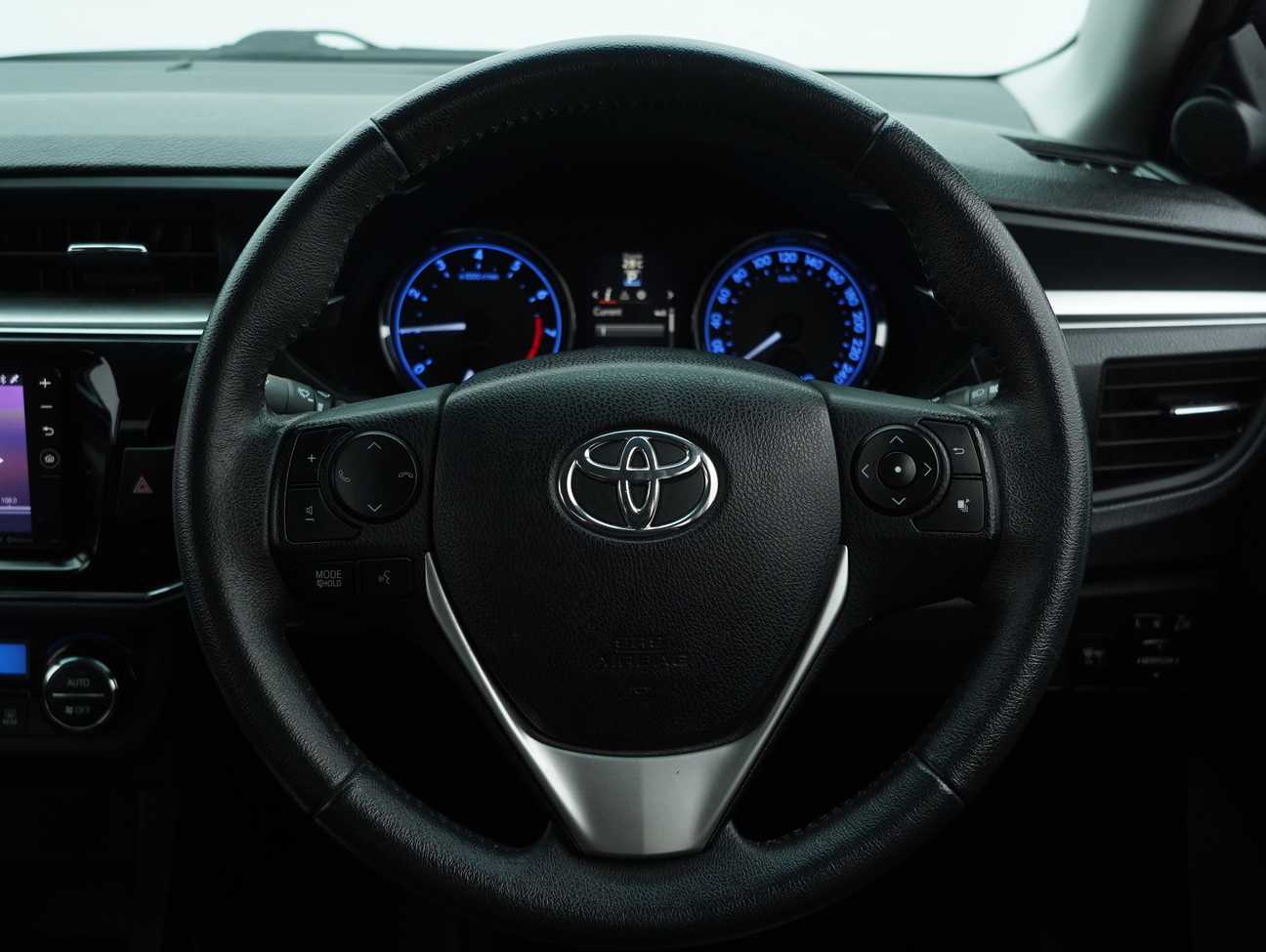 used 2016 Toyota Corolla Altis G 1.8