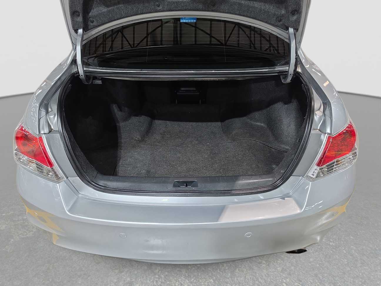 used 2011 Honda Accord VTi-L 2.0