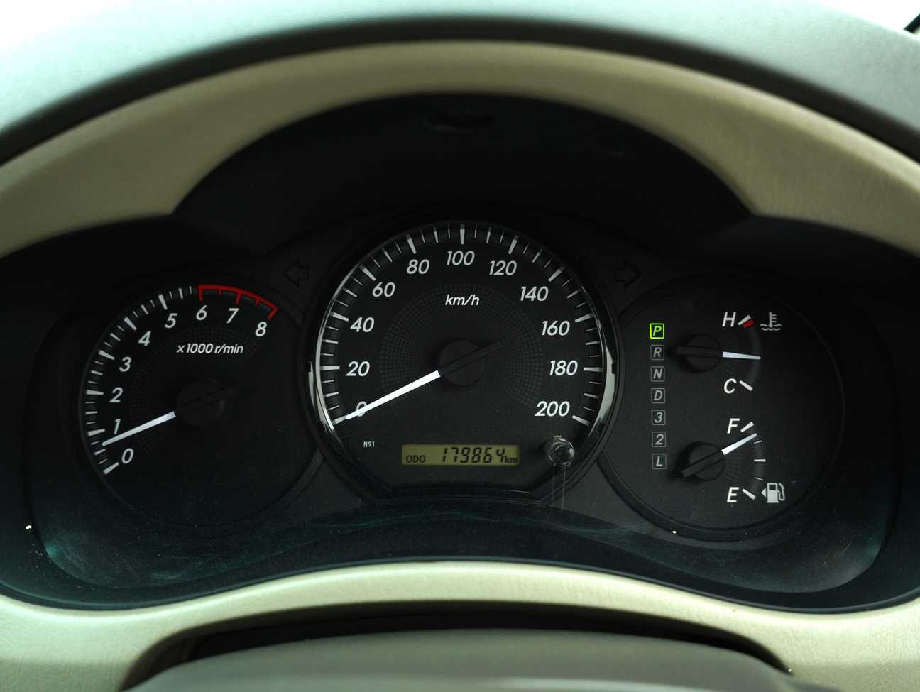 used 2014 Toyota Innova E 2.0