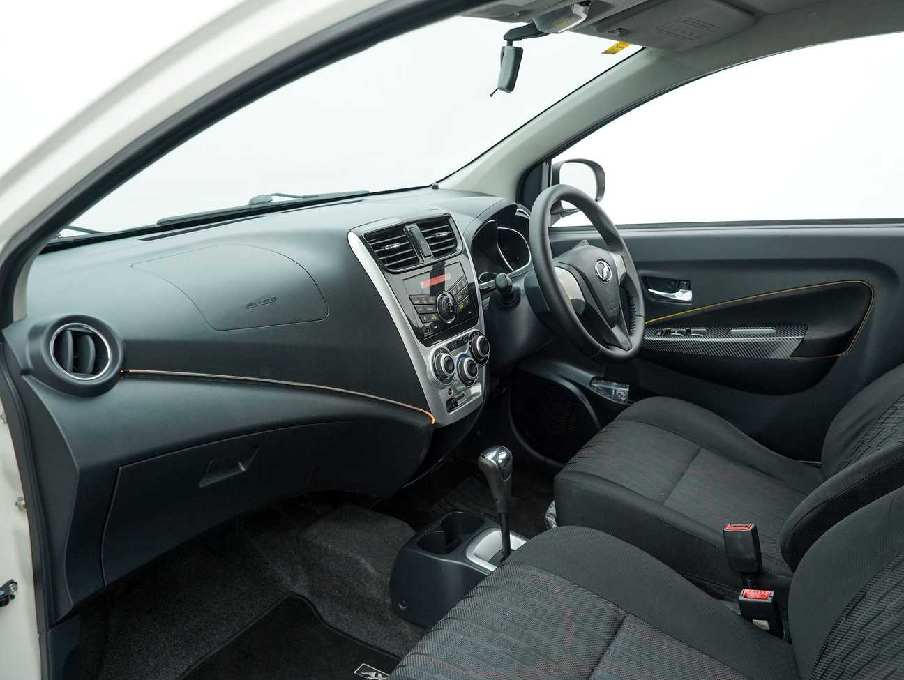 terpakai 2018 Perodua AXIA SE 1.0