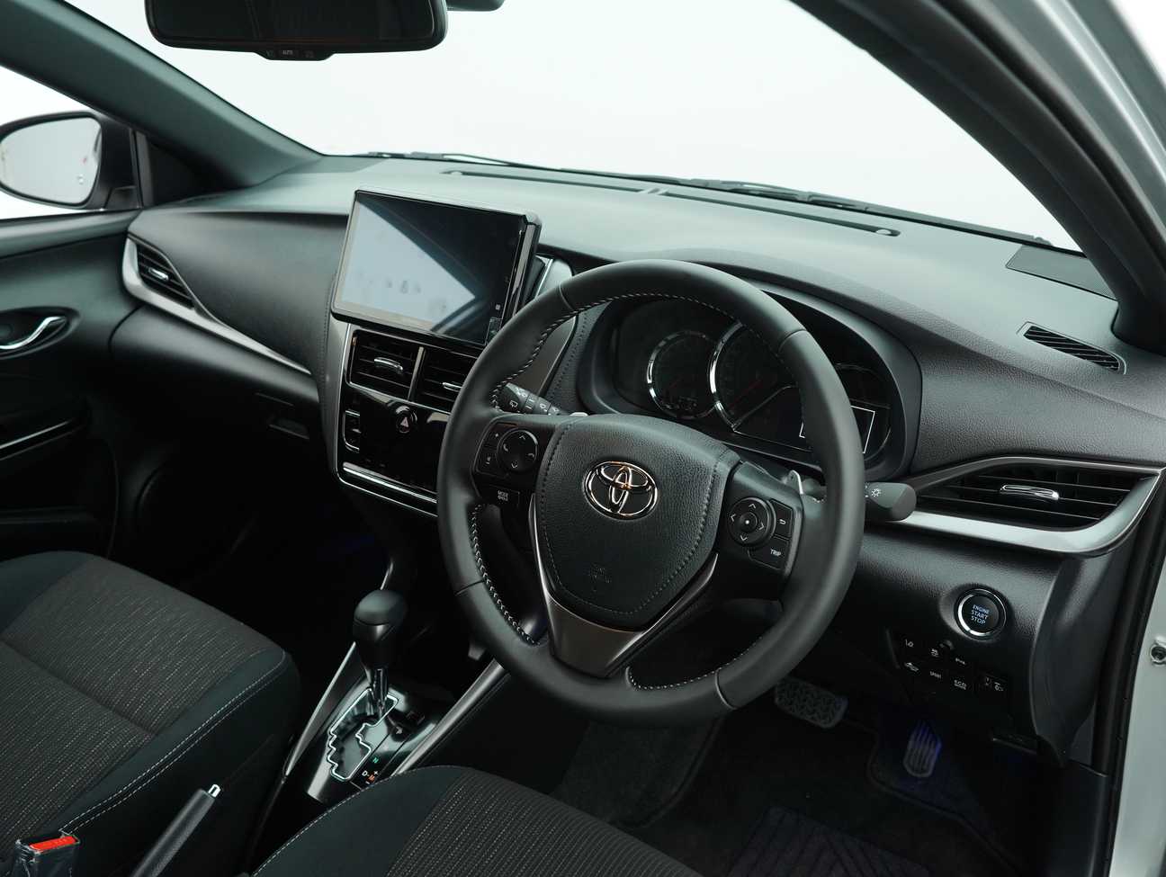 terpakai 2025 Toyota Yaris G 1.5