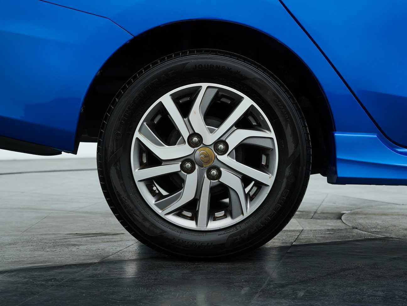 used 2017 Perodua Bezza Advance 1.3