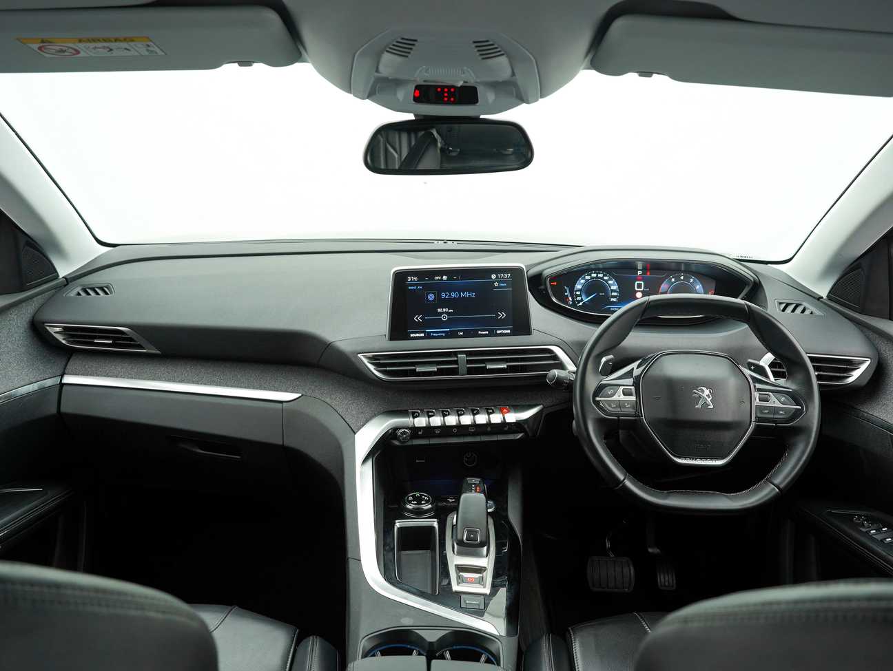 used 2018 Peugeot 5008  1.6