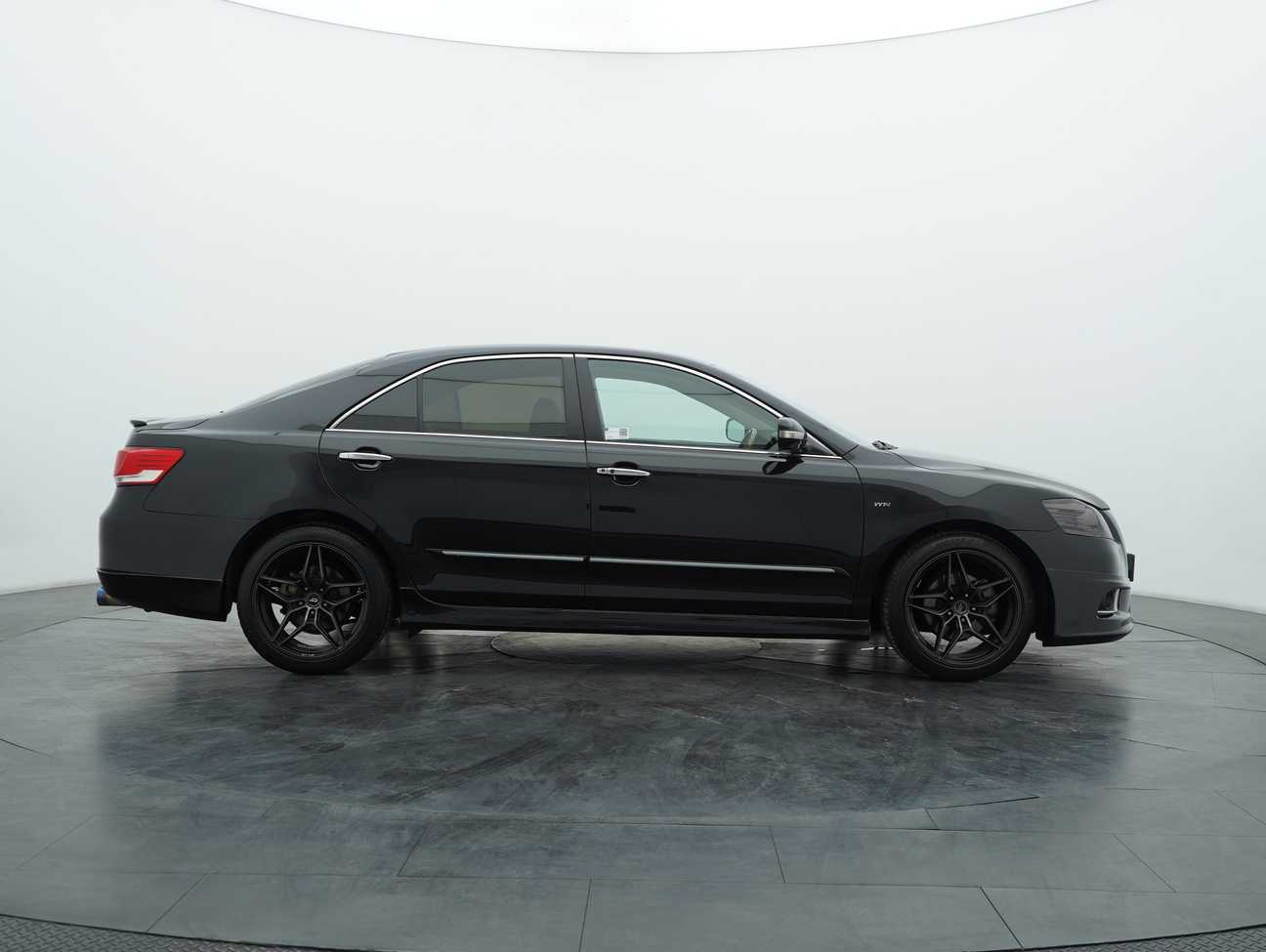 used 2011 Toyota Camry V 2.4