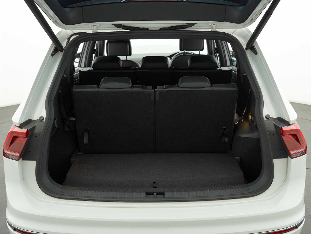 used 2021 Volkswagen Tiguan Allspace R-Line 4MOTION 2.0