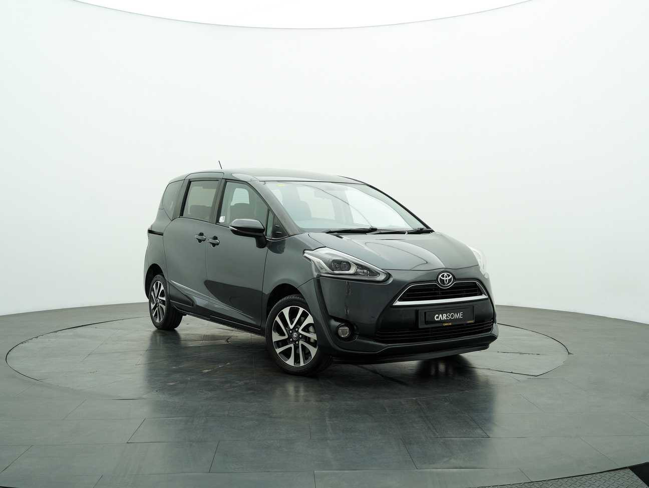 used 2018 Toyota Sienta V 1.5