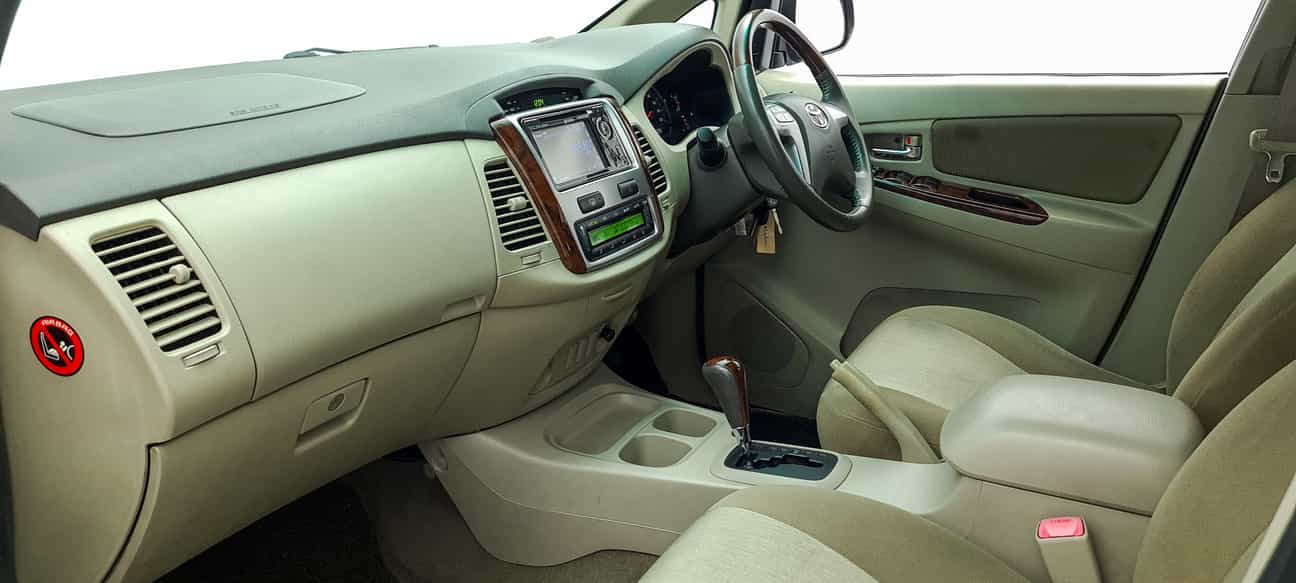 used 2014 Toyota INNOVA G 2.0