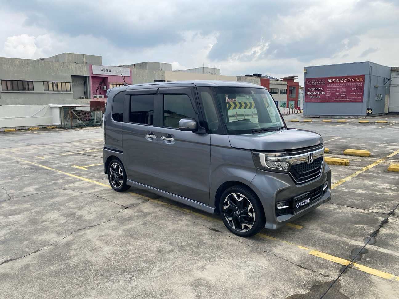 terpakai 2018 Honda N-Box Custom G EX 0.7