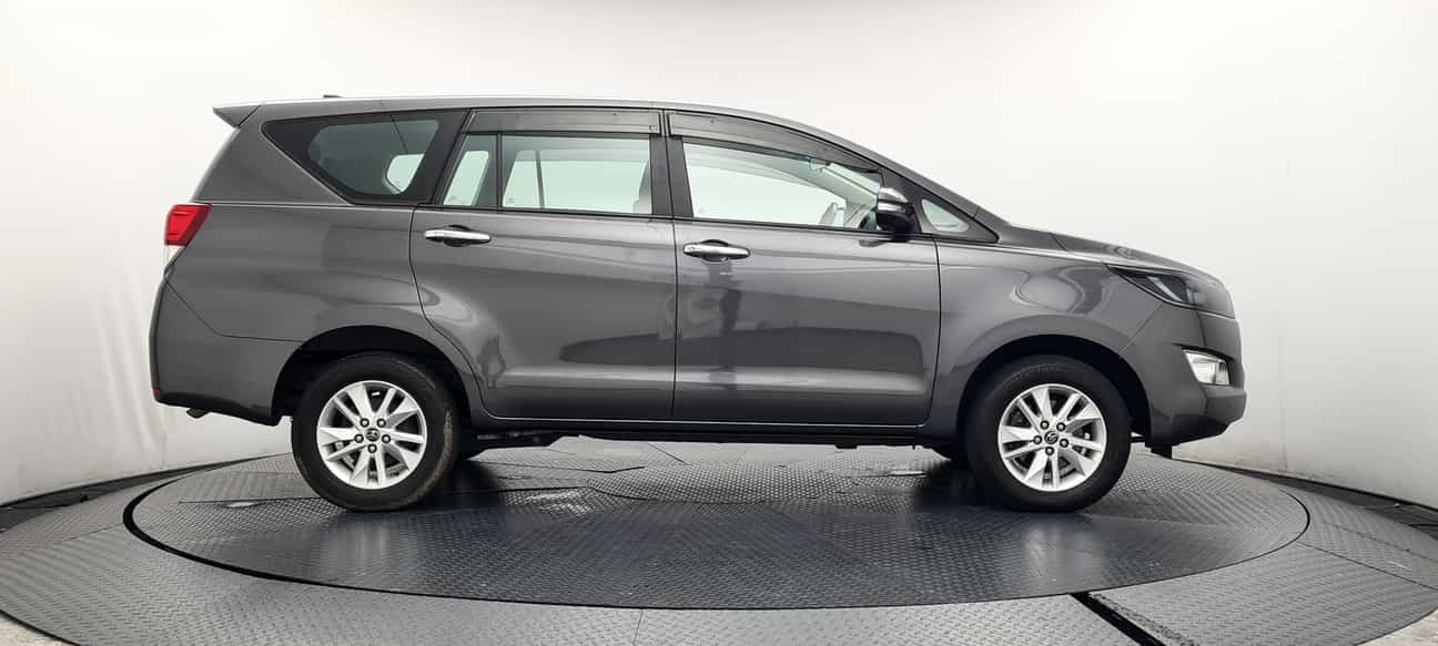 used 2017 Toyota INNOVA G 2.0