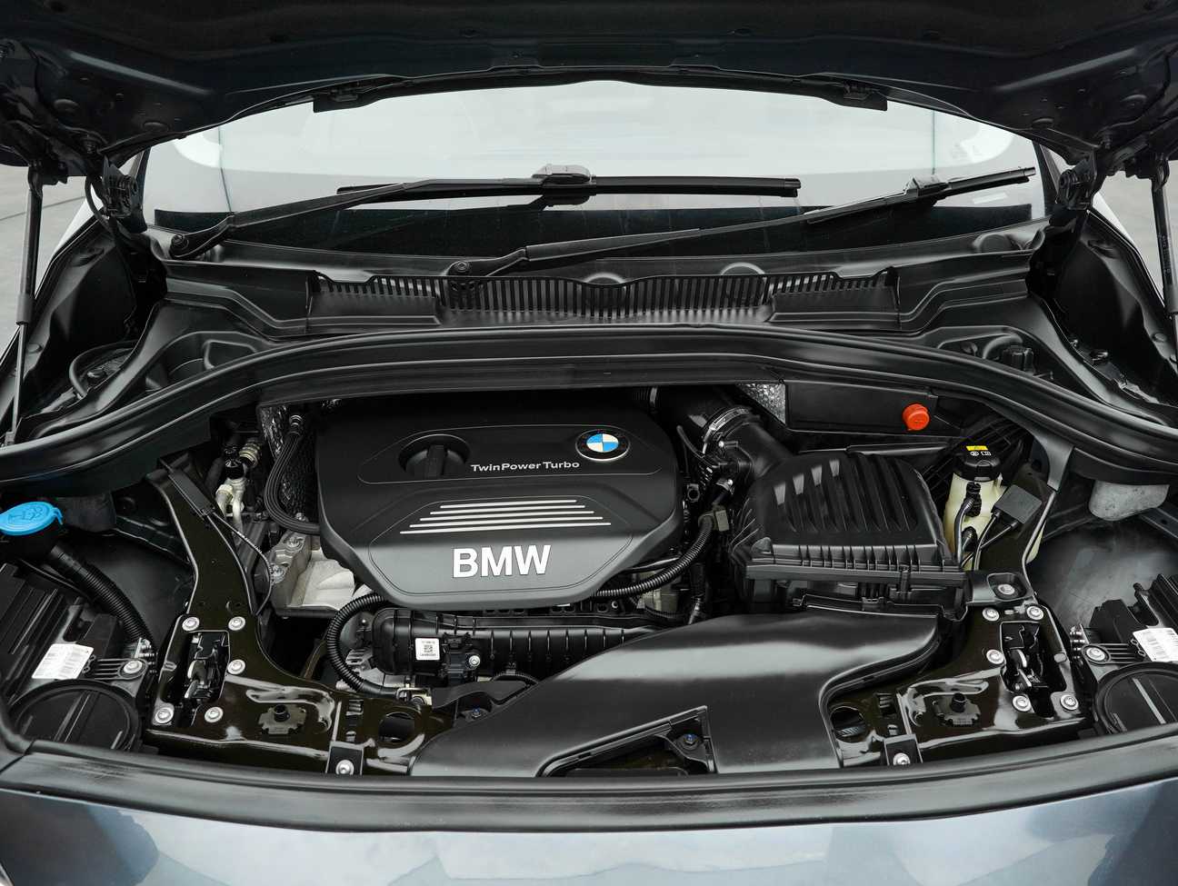 terpakai 2016 BMW 2 18I ACTIVE TOURER 1.5