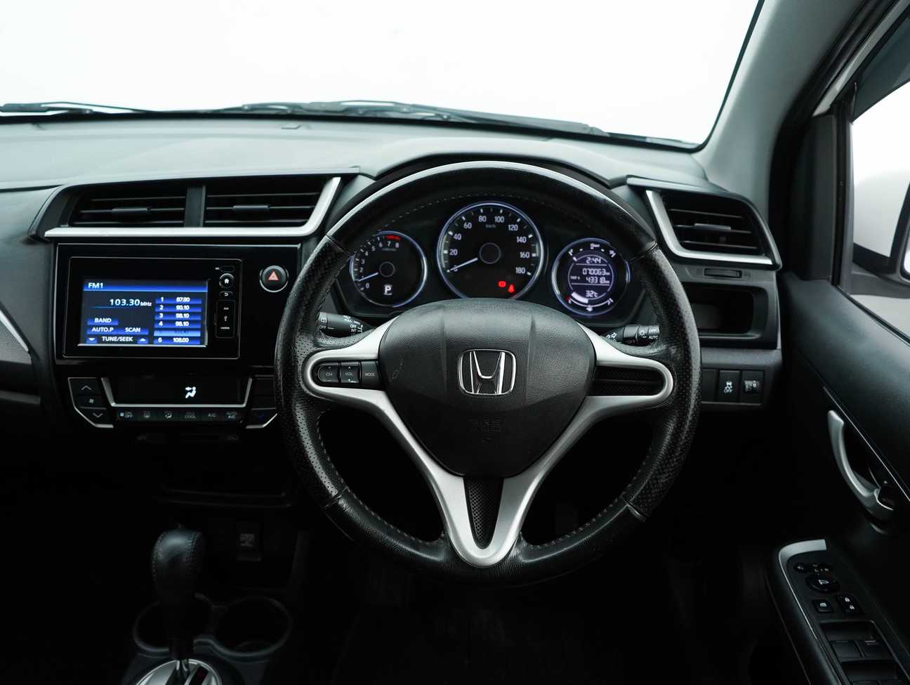 used 2018 Honda BR-V V 1.5