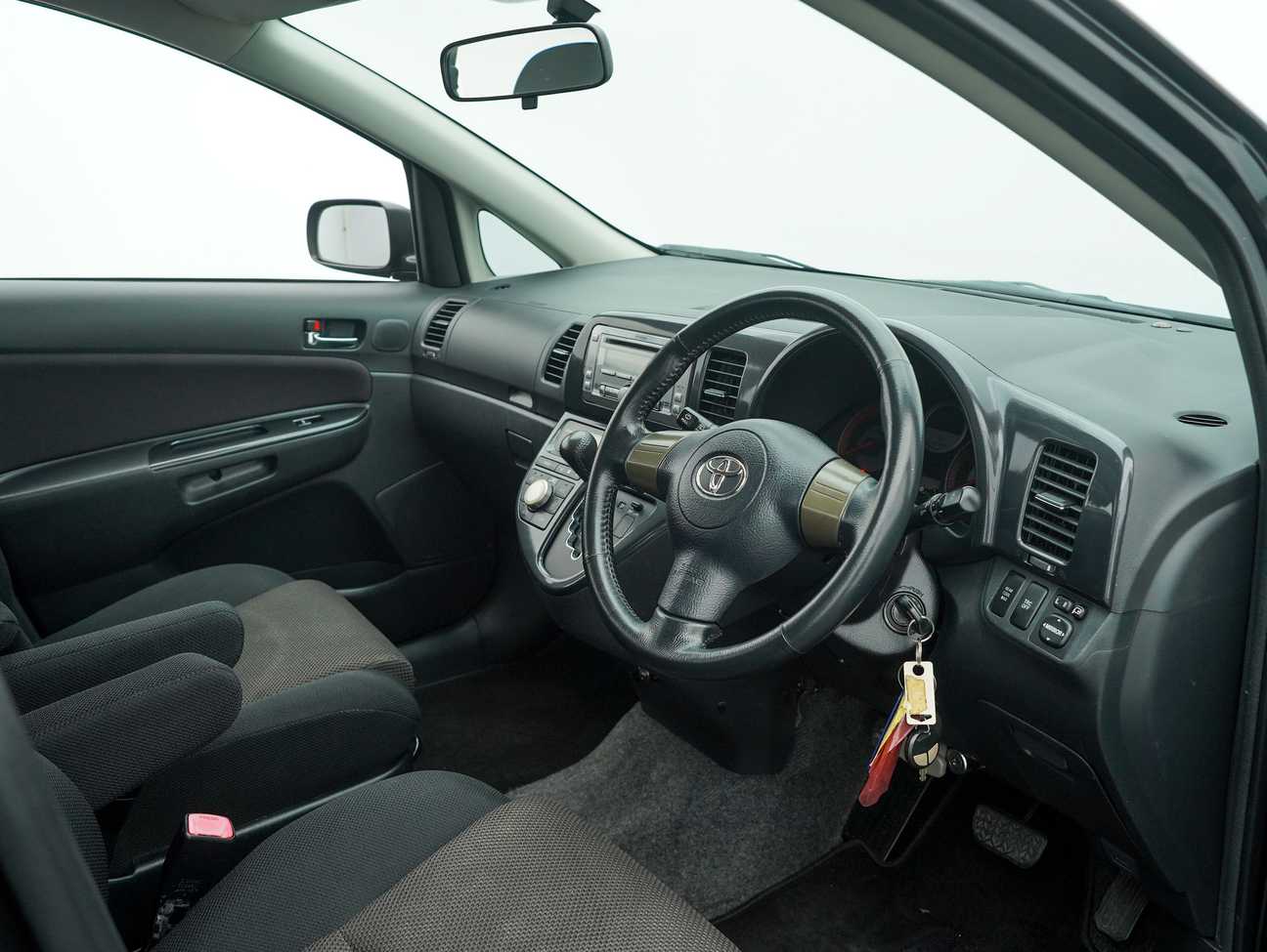 terpakai 2006 Toyota Wish  2.0