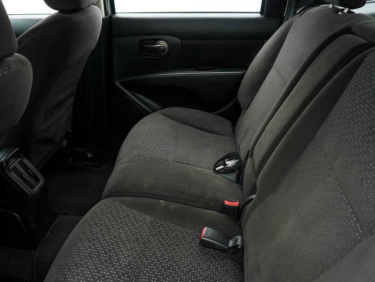 terpakai 2012 Nissan Grand Livina ST-L Comfort 1.6