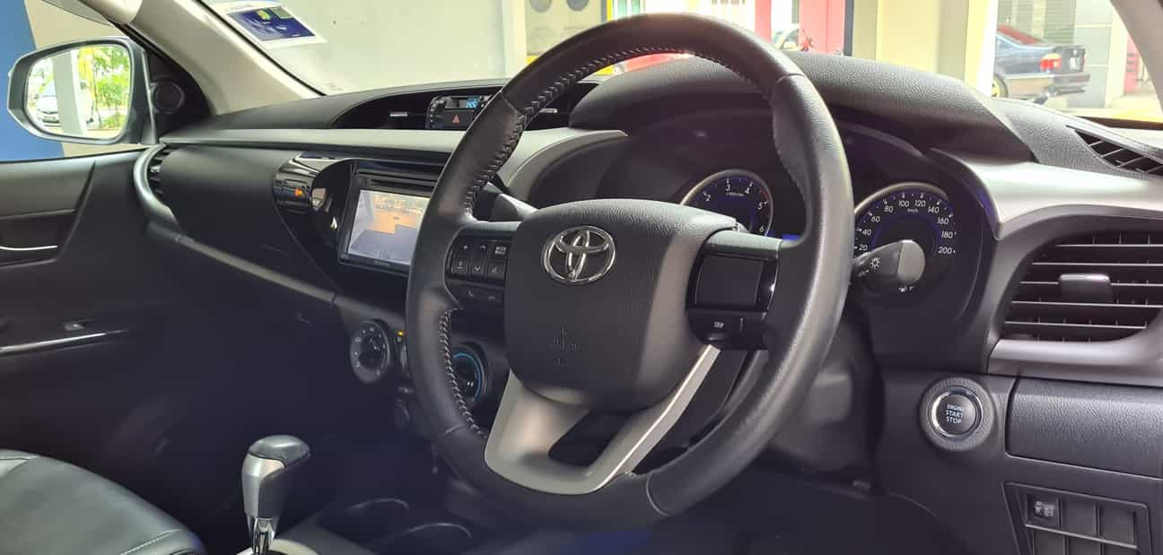 terpakai 2017 Toyota HILUX DOUBLE CAB G 4X4 2.4