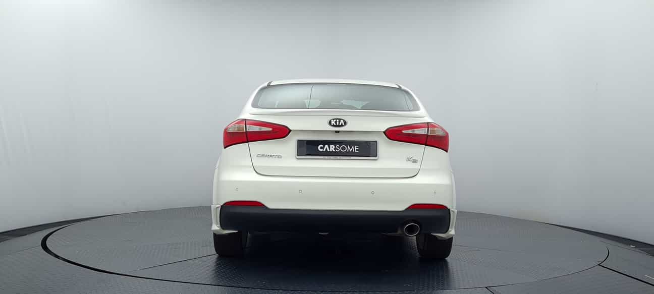 terpakai 2015 Kia CERATO YD 1.6