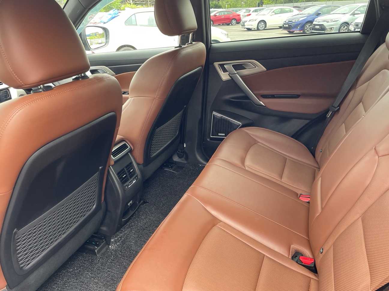 terpakai 2023 Proton X70 Premium 1.5