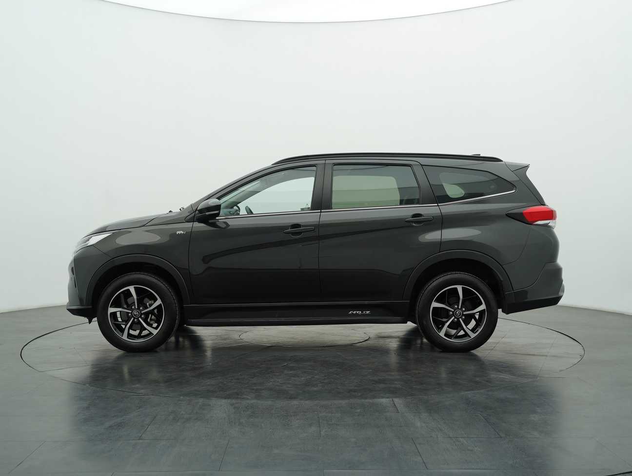 terpakai 2021 Perodua Aruz AV 1.5