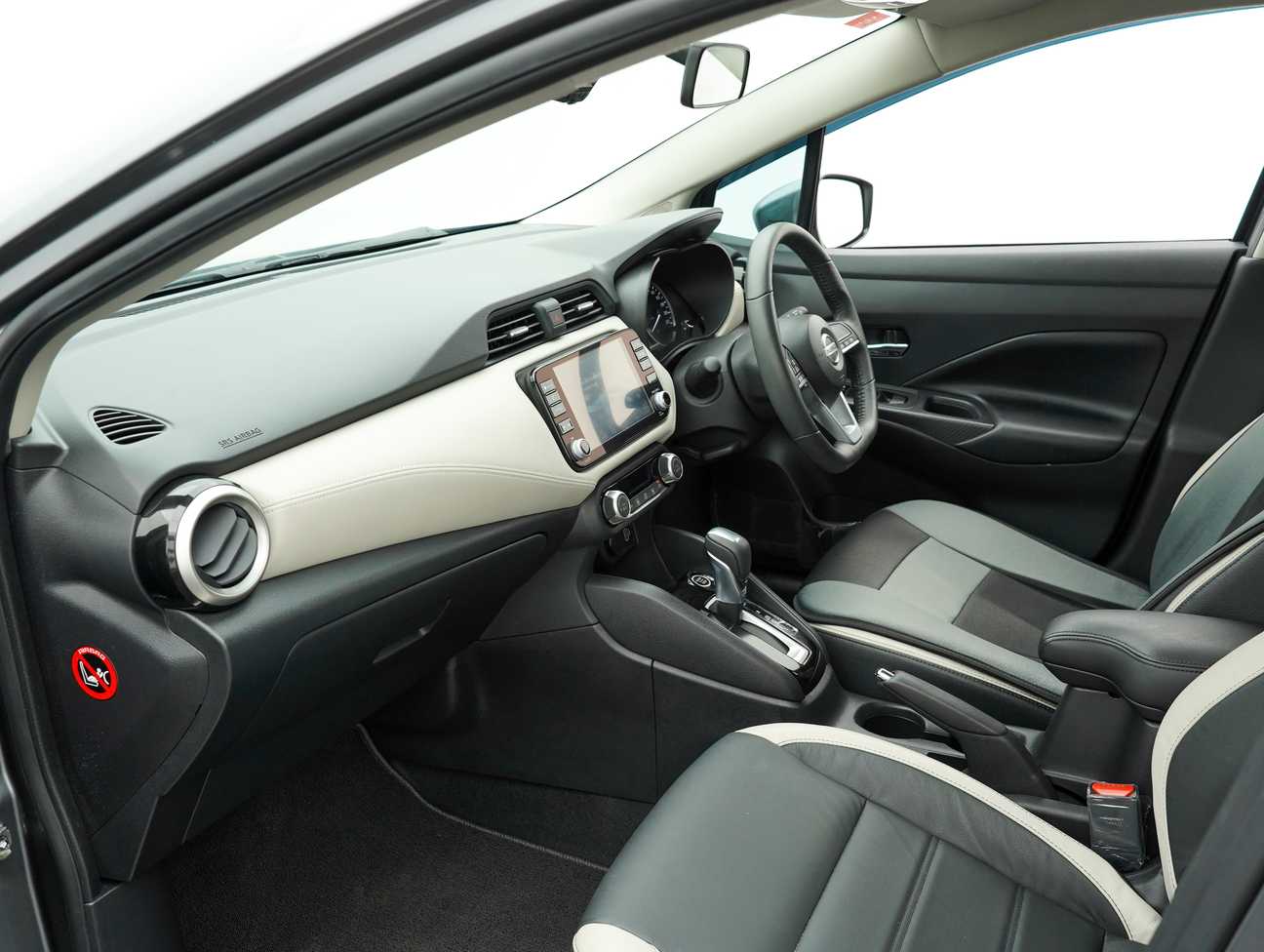 used 2022 Nissan Almera VLP 1.0