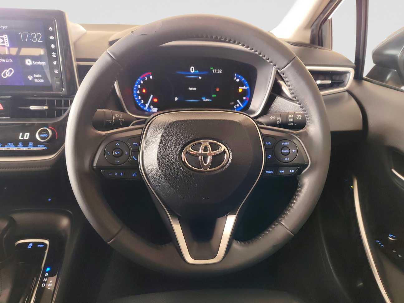 used 2022 Toyota Corolla Altis G 1.8