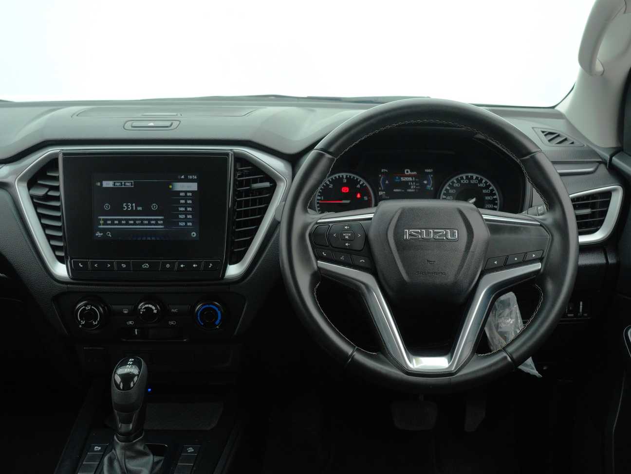 terpakai 2023 Isuzu D-Max Auto Plus Dual Cab 1.9