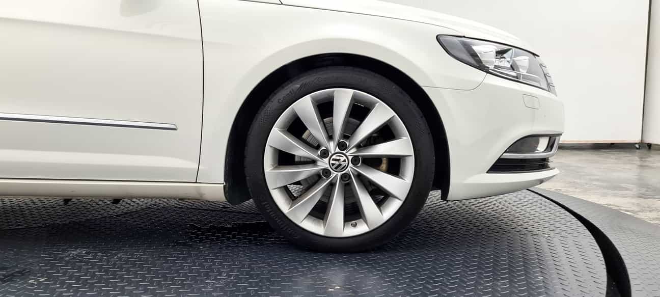 terpakai 2013 Volkswagen CC TSI COMFORT 1.8