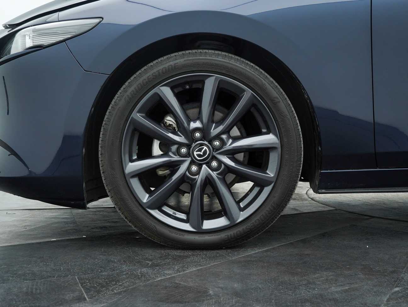 terpakai 2019 Mazda 3 SKYACTIV-G High Plus 2.0