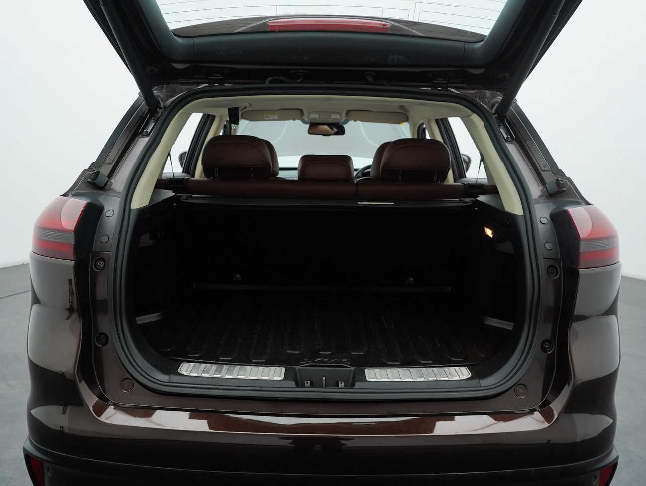 used 2020 Proton X70 Premium 1.8