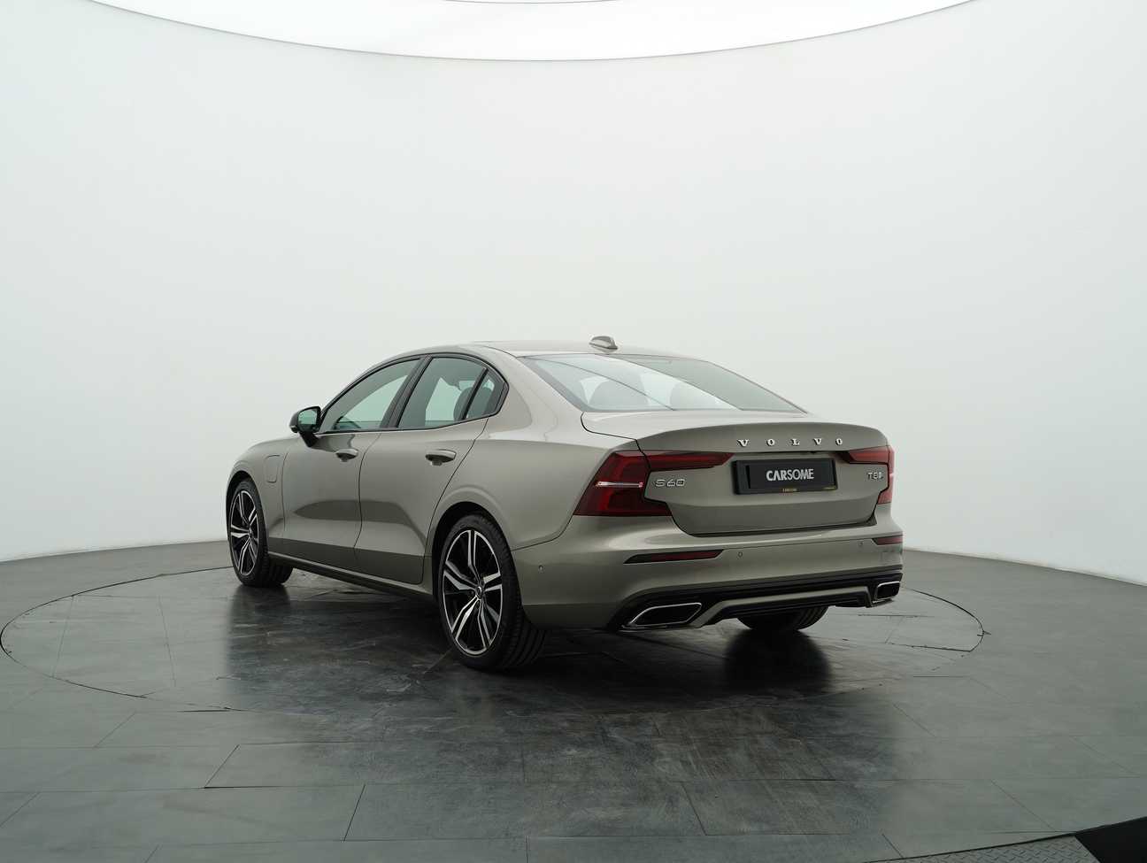 used 2020 Volvo S60 Recharge T8 R-Design 2.0