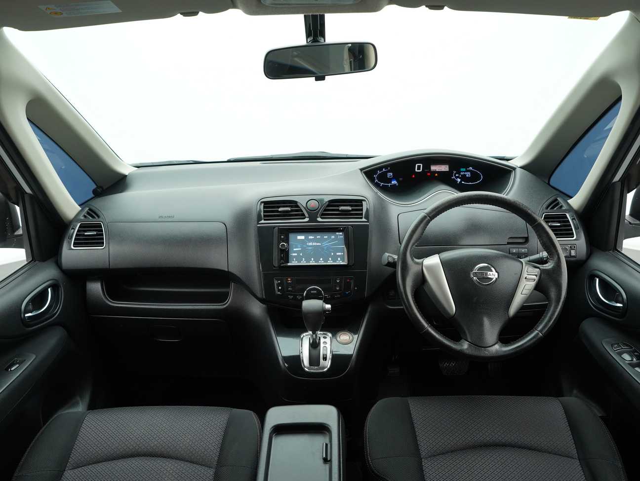used 2013 Nissan Serena S-Hybrid High-Way Star 2.0