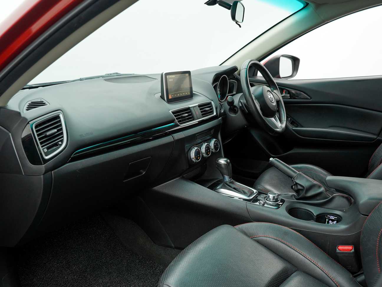 terpakai 2014 Mazda 3 SEDAN SKYACTIV-G (CBU) 2.0