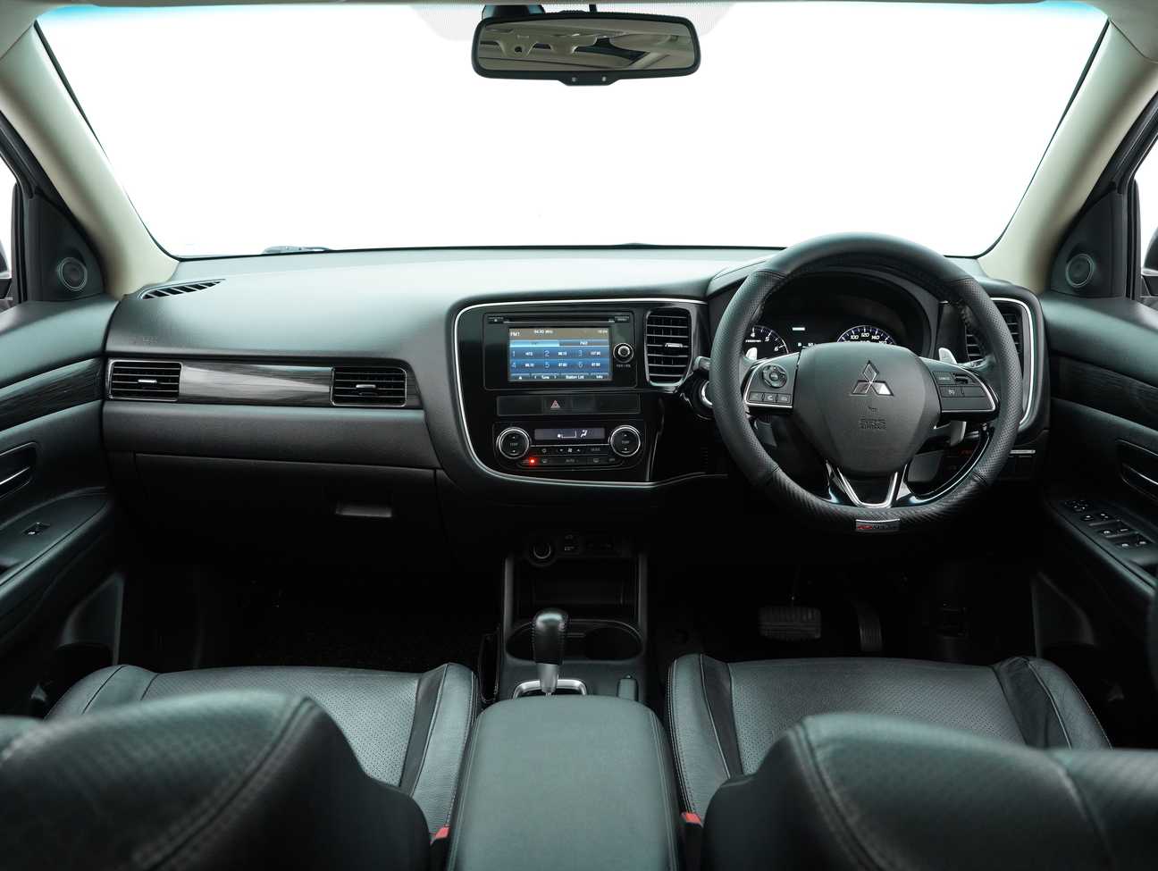 used 2016 Mitsubishi Outlander  2.4