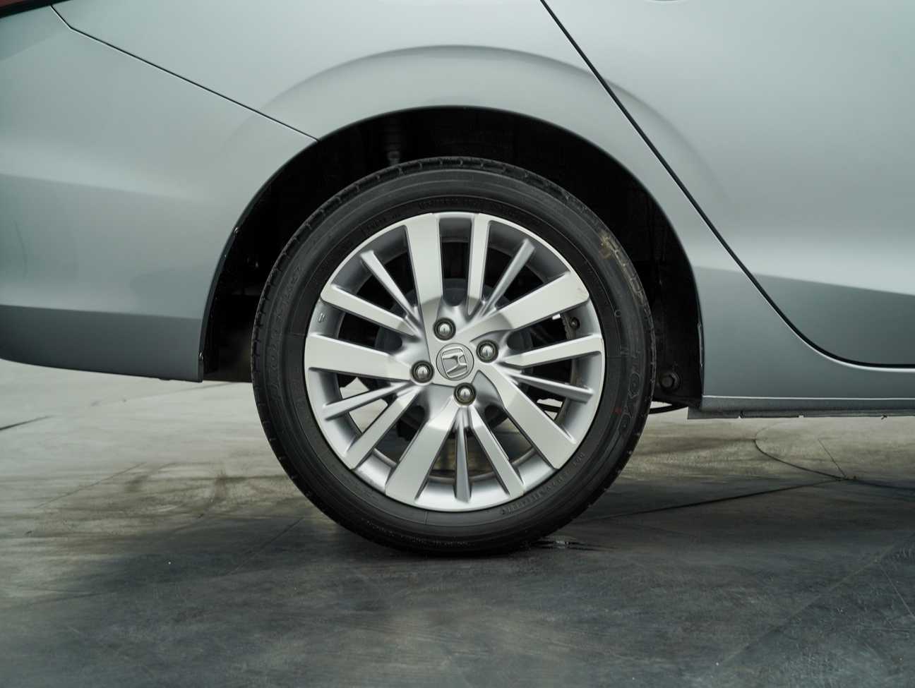 terpakai 2022 Honda City V 1.5