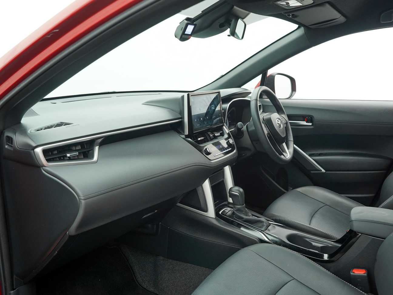 used 2021 Toyota Corolla Cross V 1.8