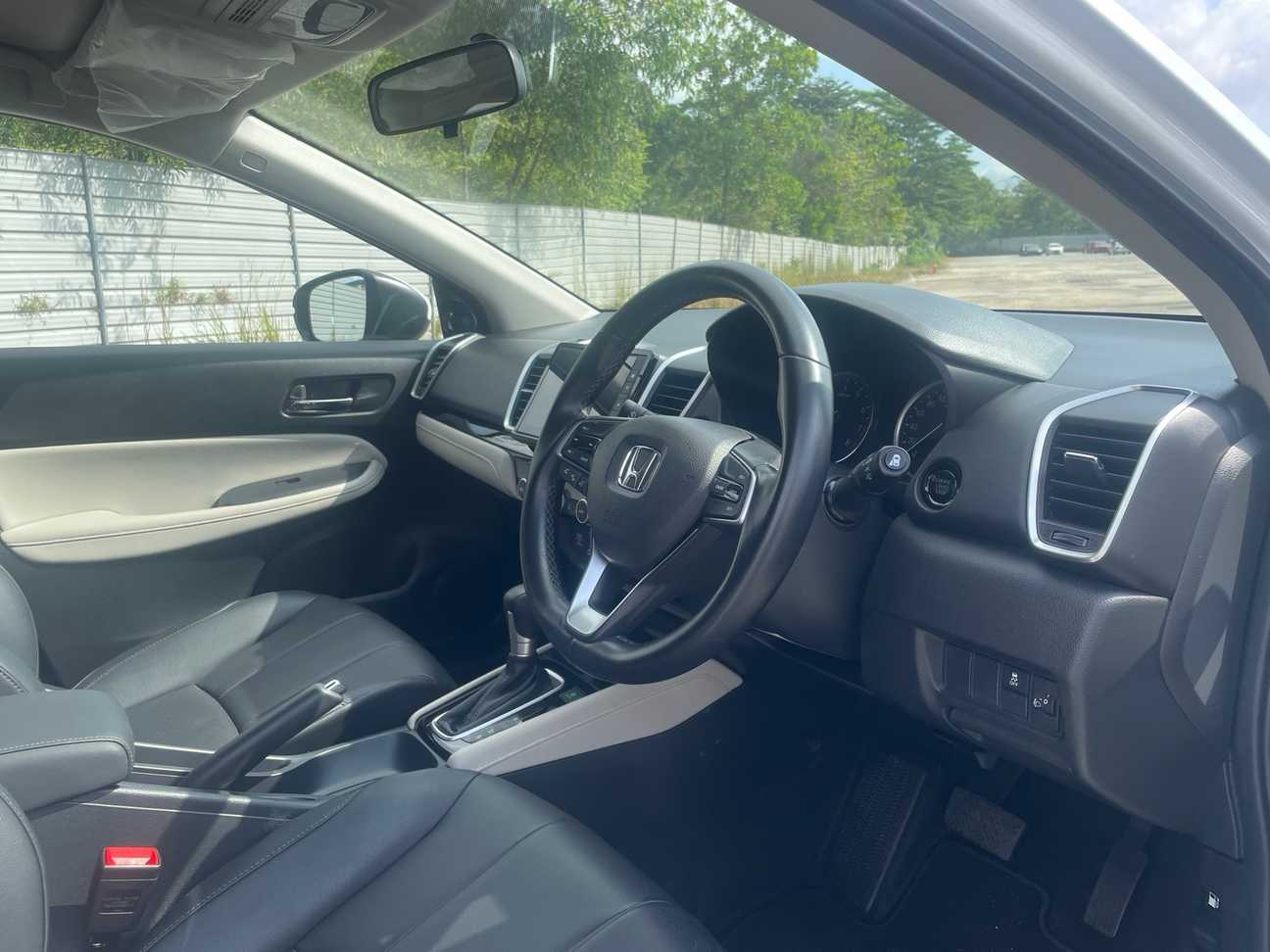 terpakai 2022 Honda City V 1.5