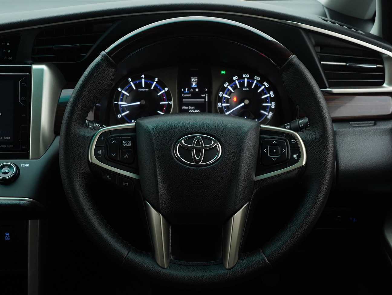 used 2017 Toyota Innova G 2.0