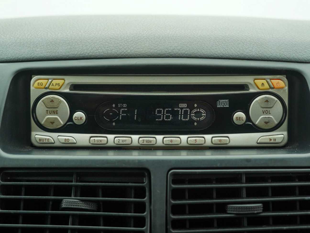 terpakai 2012 Perodua Viva EX 0.8