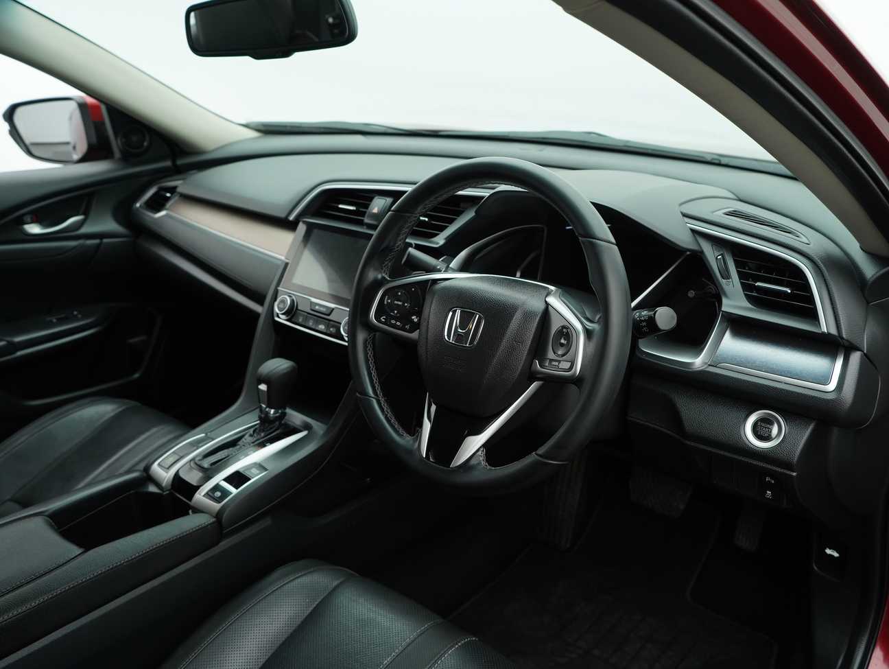 terpakai 2018 Honda Civic TC-P 1.5