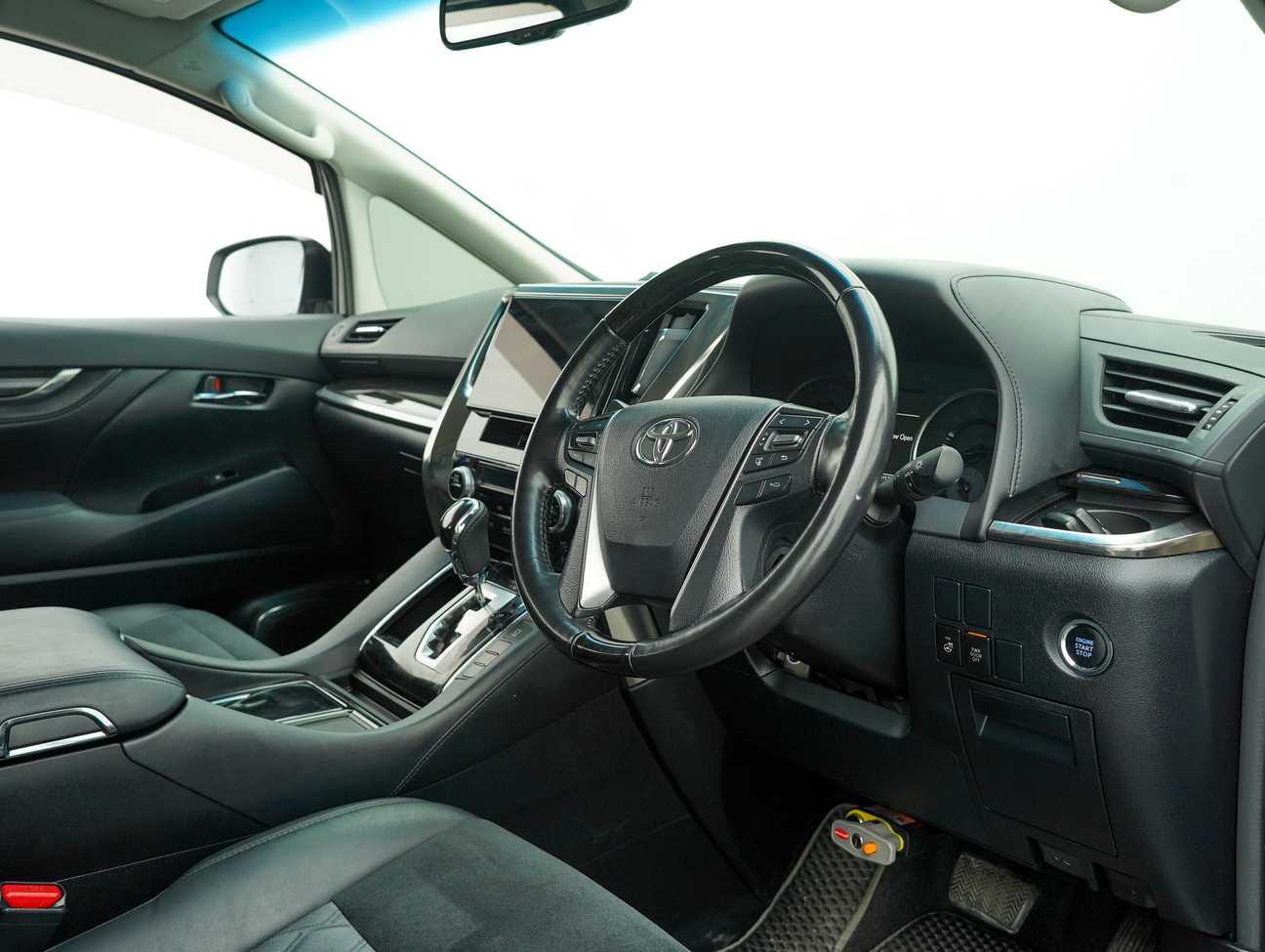 used 2017 Toyota Vellfire ZG 2.5