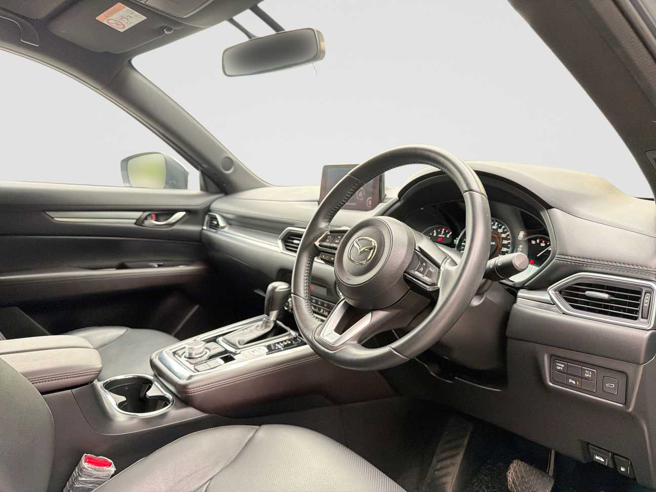 terpakai 2024 Mazda CX-8 SKYACTIV-G Mid 2.5